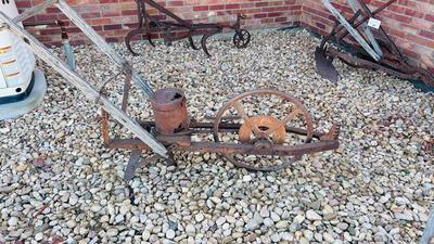 ANTIQUE HORSE-DRAWN SEED PLANTER