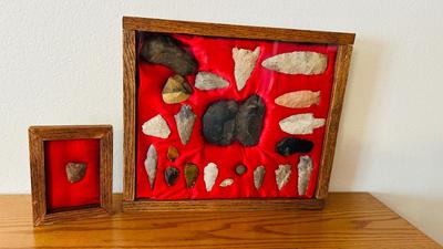 FRAMED ARROWHEADS AND ARTIFACTS