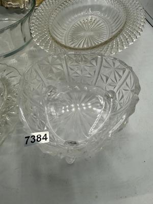 Glass serving bowl assortment