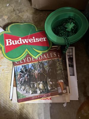 Saint Patrick’s hats & beads asst