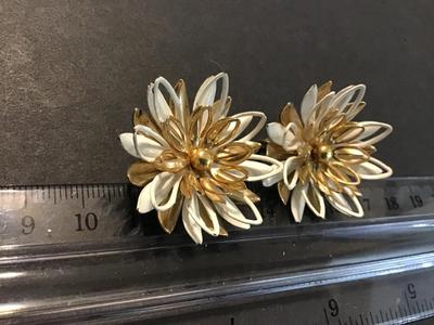 Sale Photo Thumbnail #127: See pictures