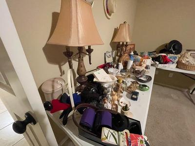 Lamps, Trinkets, Goodies