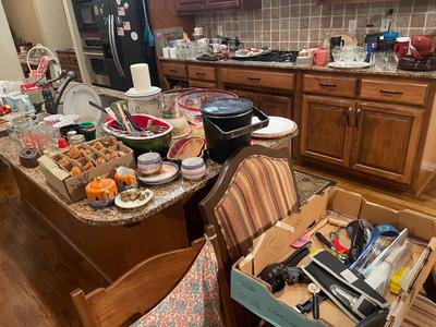 Kitchen Island Lot