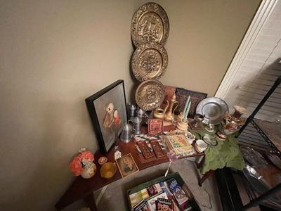 Corner Décor, Antique and Asian collections