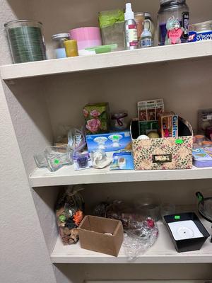 Candles, Vases and Laundry Room Lot