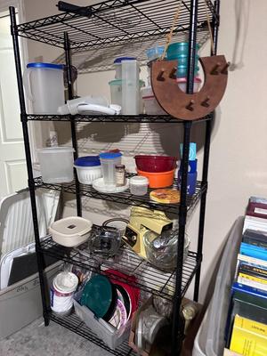 Food storage containers