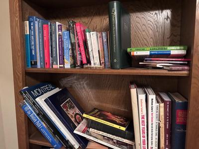 Eclectic lot of goodies