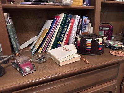 Eclectic lot of goodies