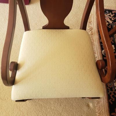 LOT 1: American Drew Dining Set-6 Chairs, Table & Table Protector