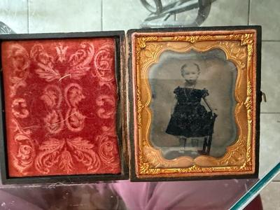 ANTIQUE DAGUERREOTYPE YOUNG GIRL METAL PICTURE PREOWNED FROM AN ESTATE AS PICTURED. (COVER IS UNATTACHED)