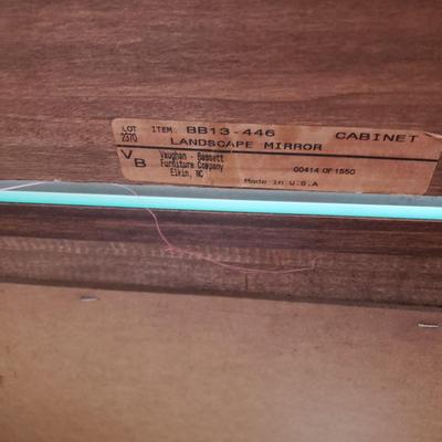 LOT 4Y: Dresser/Mirror with Two Jewelry Drawers