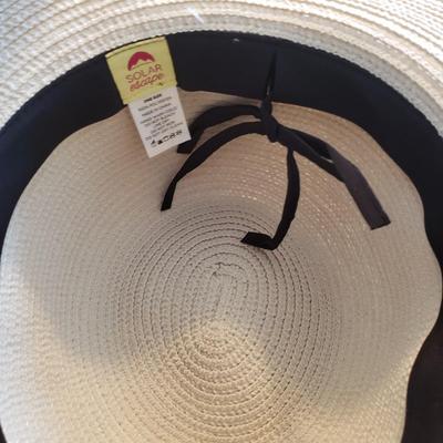 LOT 6Y: Assortment of Scarves, Gloves & Hats Some New with Tags