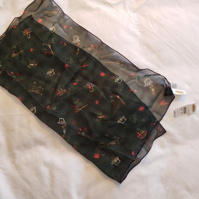 LOT 6Y: Assortment of Scarves, Gloves & Hats Some New with Tags