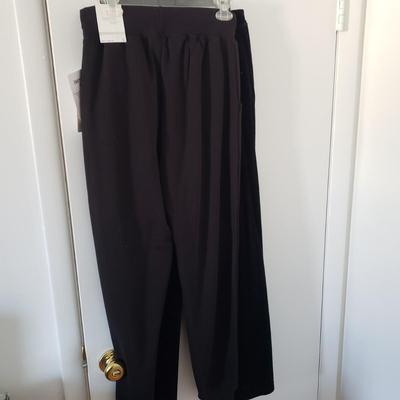 LOT 7Y: 11 Pairs of Pants New with Tags-Talbots, Chico's & More
