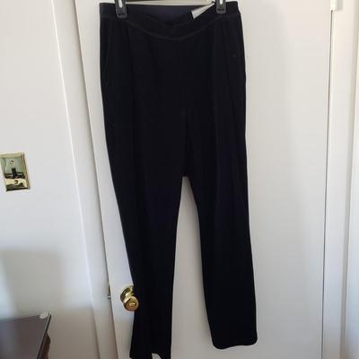 LOT 7Y: 11 Pairs of Pants New with Tags-Talbots, Chico's & More