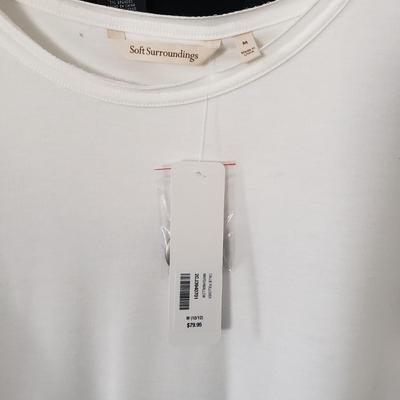 LOT 8Z: 13 New with Tags Tops-Banana Republic, Topshop & More