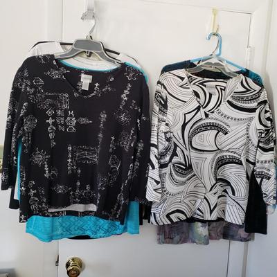 LOT 11Y: (17) Chico's Shirts Size 1-2