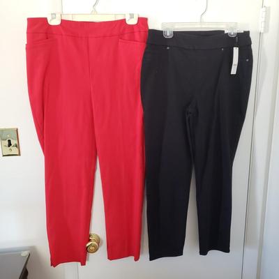 LOT 14Y: (8) New with Tags Chico's Dresses, Pants, Tops