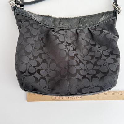 LOT 22D: Coach Black Leather & Logo Boho Purse