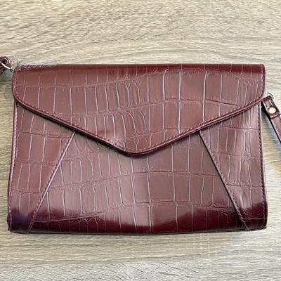 LOT 24D: Bueno, La Gegale Clutches & More Scale Pattern Bags