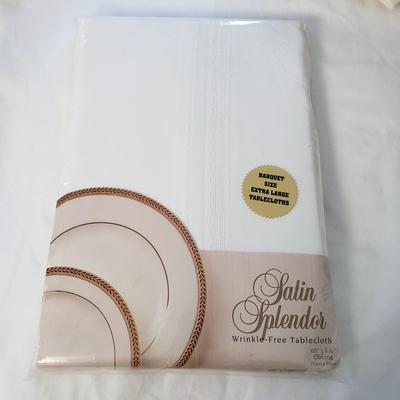 LOT 43Y: Assortment of New Table Linens, Cotton Sheet Set & More