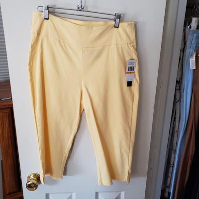 LOT 50Z: Closet Full of 100 Pairs of Pants-Some New with Tags