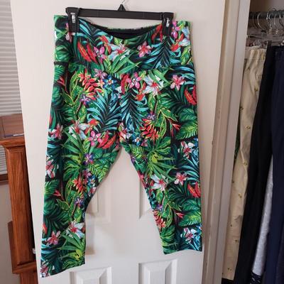 LOT 50Z: Closet Full of 100 Pairs of Pants-Some New with Tags