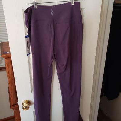 LOT 50Z: Closet Full of 100 Pairs of Pants-Some New with Tags
