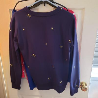 LOT 51Z: Closet Full of 100 Shirts & Sweaters