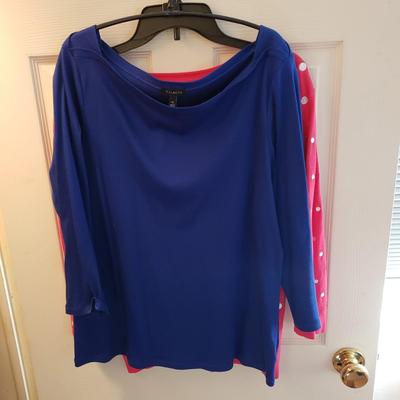 LOT 51Z: Closet Full of 100 Shirts & Sweaters