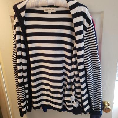 LOT 51Z: Closet Full of 100 Shirts & Sweaters