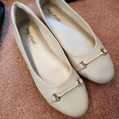 LOT 53Z: Size 9-10 Ballet Flats-Clarks, Cliffs & More