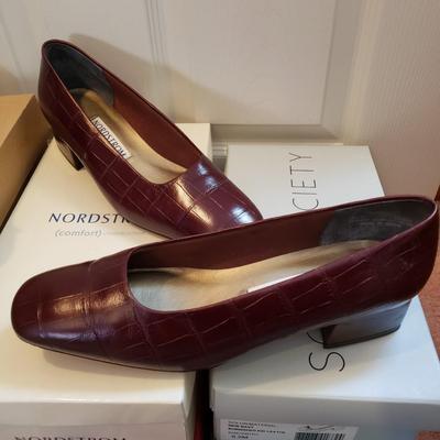 LOT 55Z: New Shoes Size 9.5- Sketchers, Merrell & Others