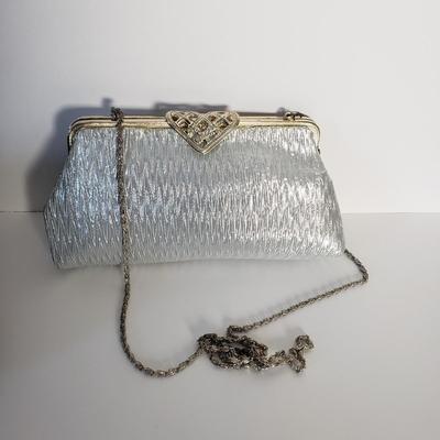 LOT 59Y: Vintage Evening Bag Collection