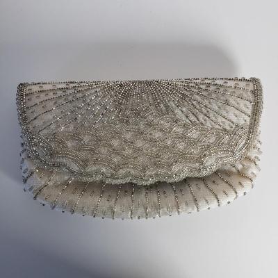 LOT 60Y: Collection of Beaded Purses