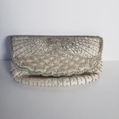 LOT 60Y: Collection of Beaded Purses