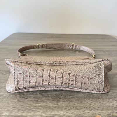 LOT 64: Faux Alligator / Snakeskin Bags: London Fog, Marc Fisher & Rachel Roy