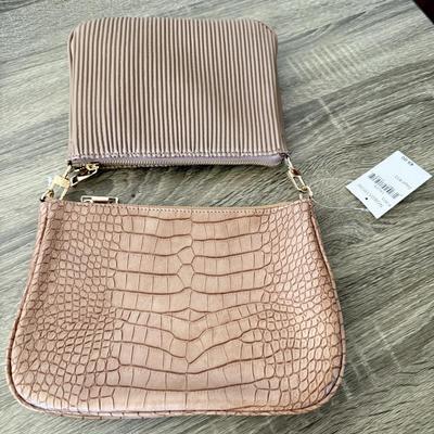 LOT 66: Brown Handbags: NWT Nordstrom, Steve Madden & Quilted