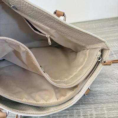 LOT 68D: LC by Carryland & London Fog Collection Handbags