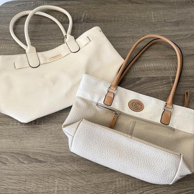 LOT 68D: LC by Carryland & London Fog Collection Handbags
