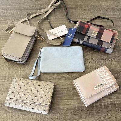 LOT 70D: Tech & More Wallets: Carpisa, NWT & More