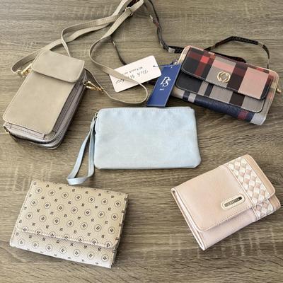 LOT 70D: Tech & More Wallets: Carpisa, NWT & More