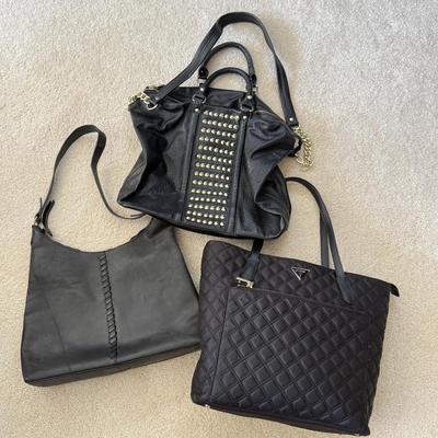 LOT 71D: Black Handbags: Steve Madden, Børn & Guess