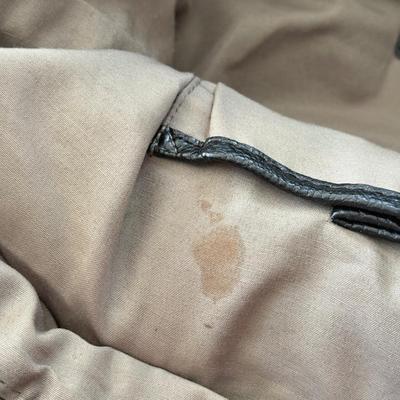 LOT 71D: Black Handbags: Steve Madden, Børn & Guess