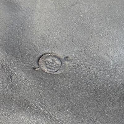 LOT 71D: Black Handbags: Steve Madden, Børn & Guess