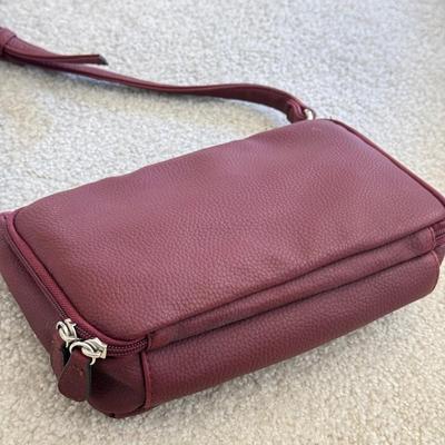 LOT 74L: Merlot Color Handbags: Lexi & Abbie, DSW & Rosetti