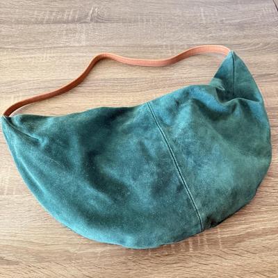 LOT 78L: Aldo Rainbow Glitter Purse, Navy Amanda Smith Shoulder Bag, Preivew Collection Purse & Green Hobo Shoulder Bag