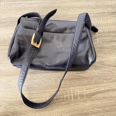 LOT 78L: Aldo Rainbow Glitter Purse, Navy Amanda Smith Shoulder Bag, Preivew Collection Purse & Green Hobo Shoulder Bag