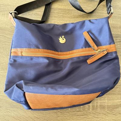 LOT 85L: Blue Bags: Michael Kors, Gloria Vanderbilt, Lamarthi & Four Seasons w/ Tags