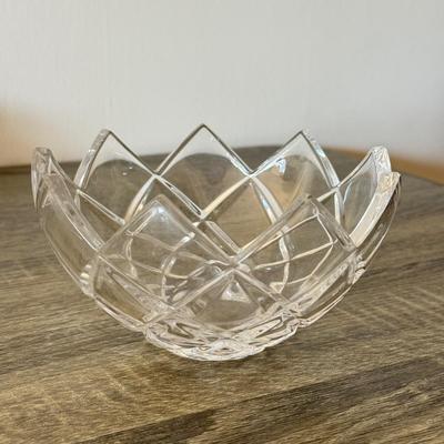 LOT 86F: Crystal Snake, Fenton Glass Swan & Two Candy Bowls